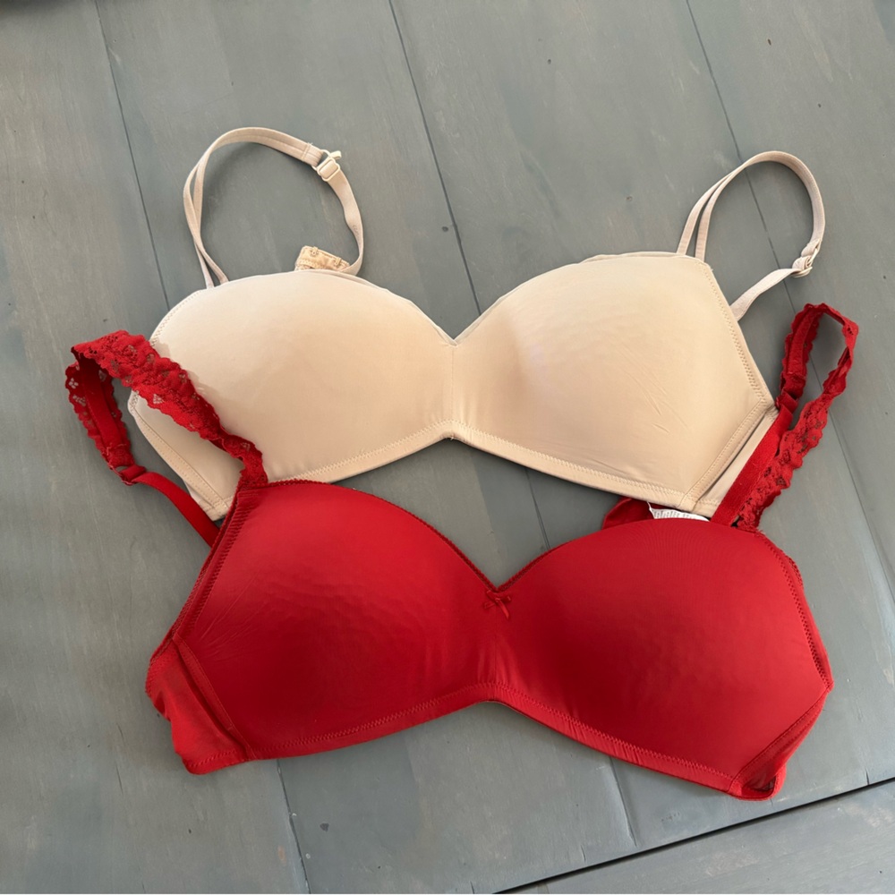 Arie wireless bras, 38C, only worn a few times